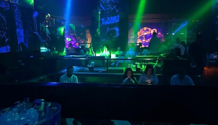 Dubai XO Club سهرات خليجية في دبي12