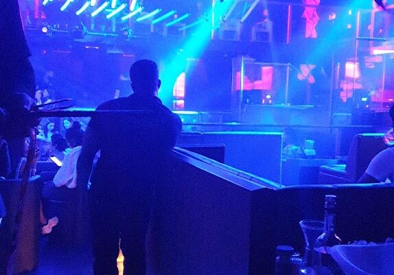 Dubai XO Club سهرات خليجية في دبي21